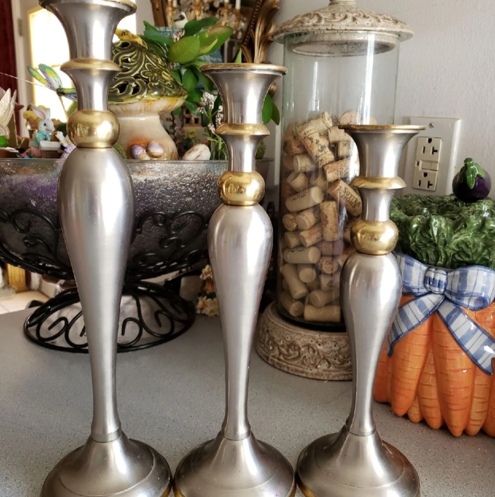Candle  holder by enesco